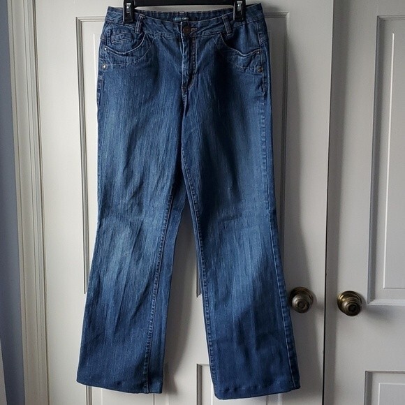 FRENCH CUFF BOOTCUT JEANS MEDIUM WASH SIZE 8 - Picture 8 of 10